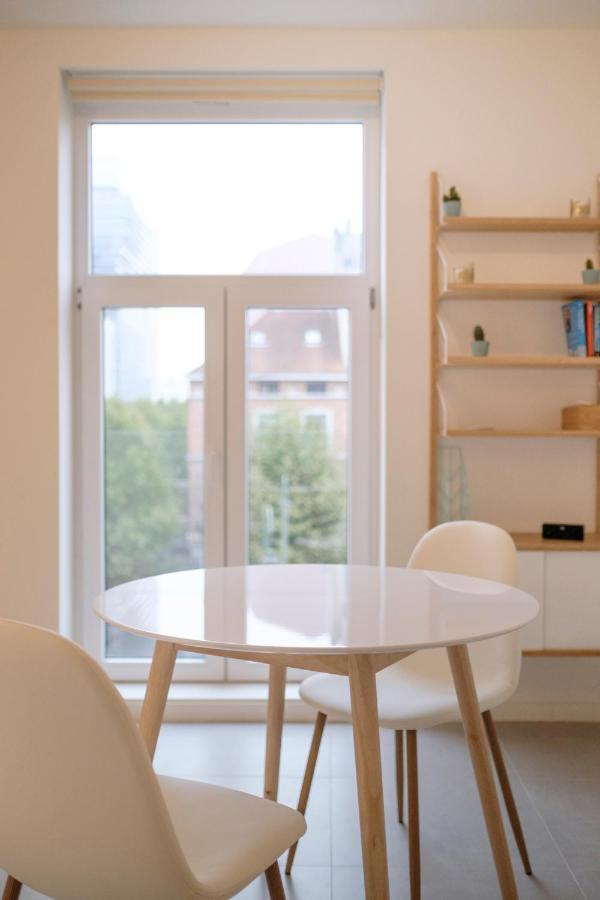 Studios With City View บรัสเซลส์ ภายนอก รูปภาพ